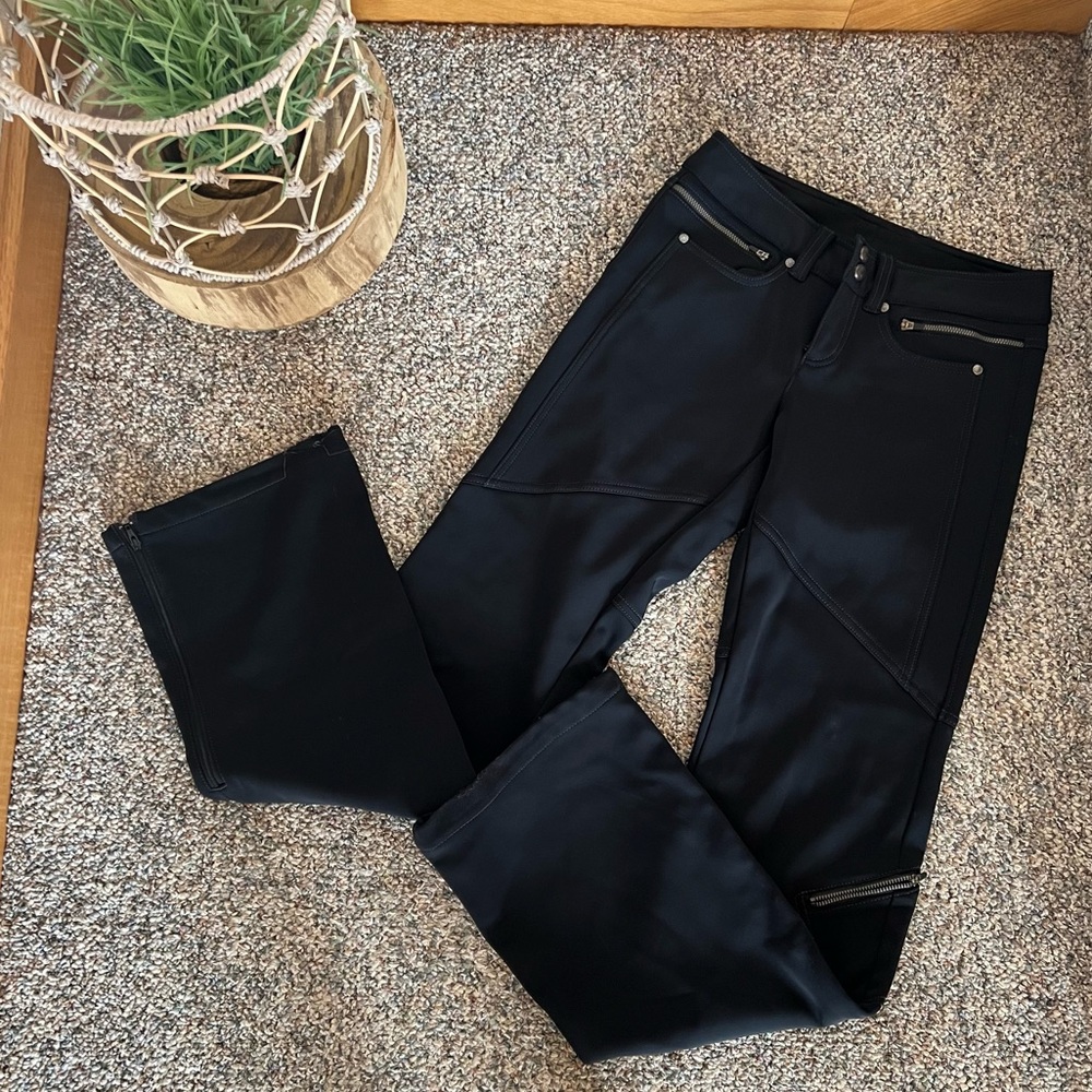 Fleece lined Athleta soft shell pants, size 4 Tall